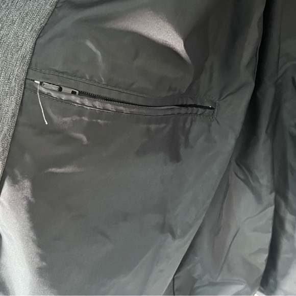 L.L. Bean Traveller Gray 3 Button Blazer Jacket Women's 8 - Picture 5 of 7